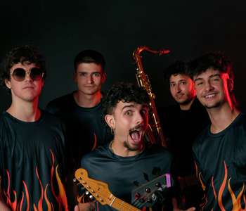 LA CORREFOC BAND - Contractació directa i online